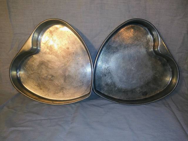 Cake pans