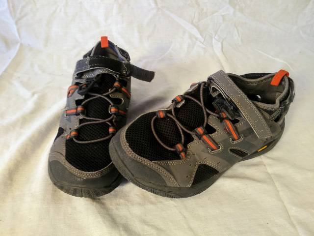 Shoes sandles