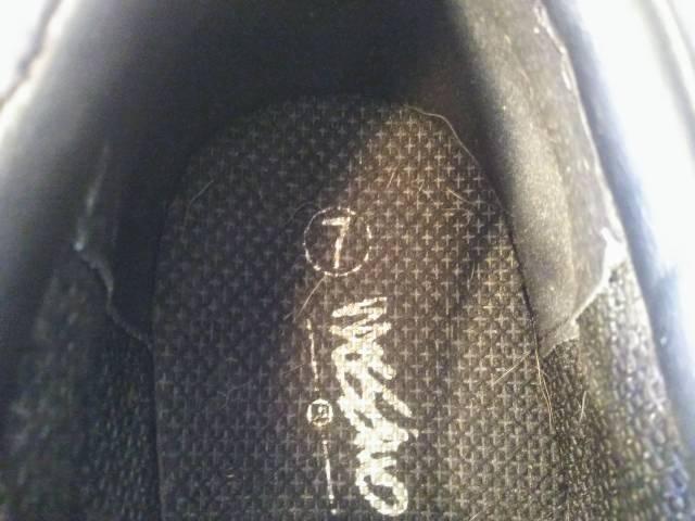 Dress shoes