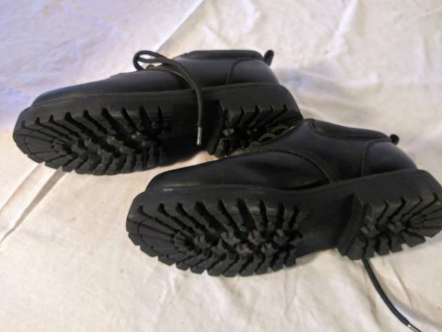 Dress shoes