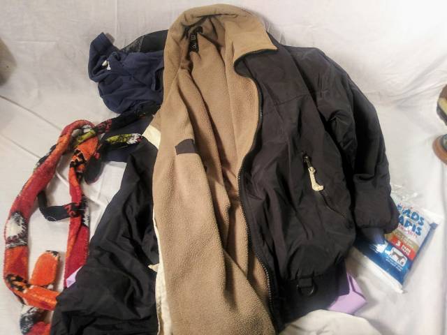 10 lbs of clothes