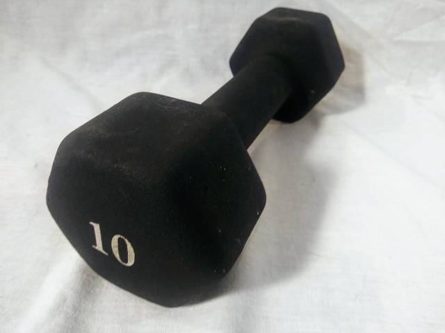 10 pound dumb bell