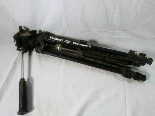 Camera tripod
